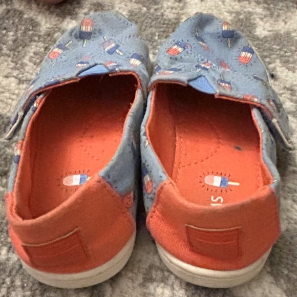 Toms Little Girls Red, White, and Blue Alpargata Shoes Size 9 - Picture 2 of 5
